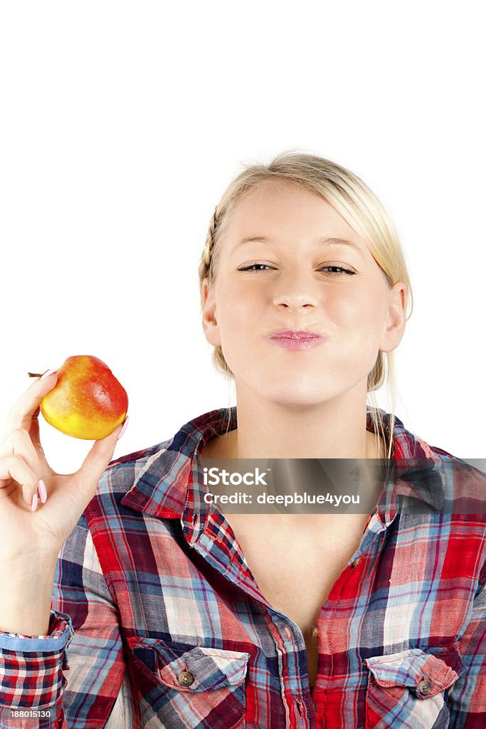 Lady manger et apple, en face de fond blanc - Photo de Adulte libre de droits