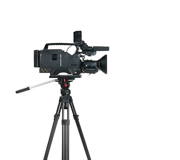 cámara de vídeo digital profesional, aislado sobre fondo blanco - cámara de televisión fotos fotografías e imágenes de stock