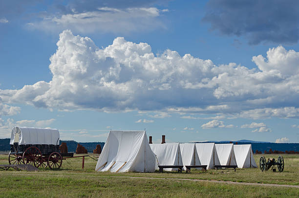 fort union wzdłuż santa fe trail - santa fe trail zdjęcia i obrazy z banku zdjęć