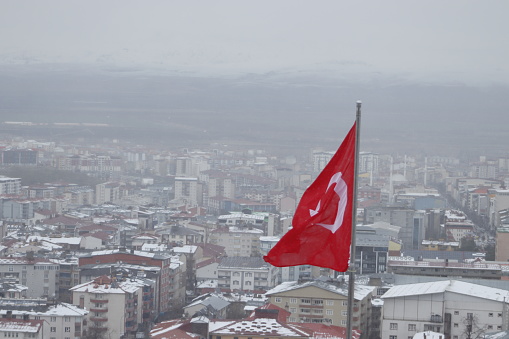 red and white turkish flag
