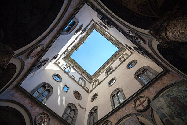 Internal court yard sky view of Palazzo Vecchio in Florence Internal court yard sky view of Palazzo Vecchio in Florence, Italiy palazzo vecchio stock pictures, royalty-free photos & images