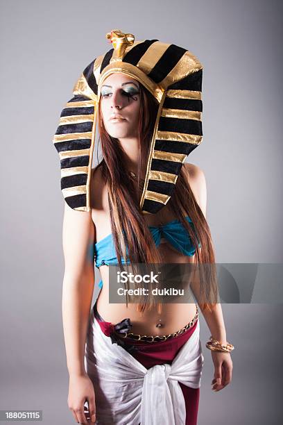 Cleópatra Rainha Do Egipto - Fotografias de stock e mais imagens de Adulto - Adulto, Autoridade, Batom