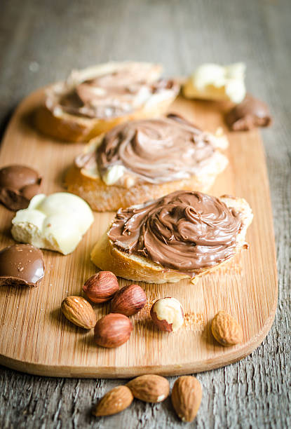 istock Slices of bread with chocolate cream and nuts 188064198
