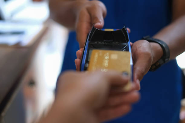 istock Contactless Payment With Tap To Pay 1880834538