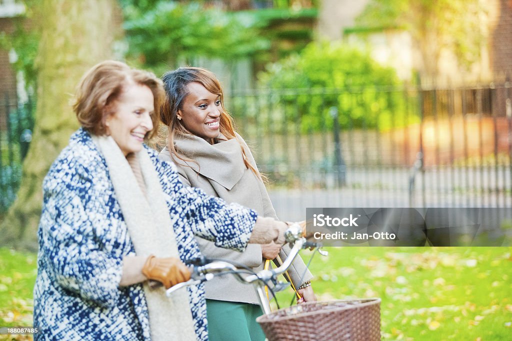 зрелые дамы