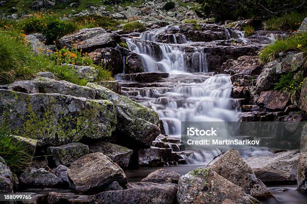 Photo libre de droit de Torrent De La Montagne banque d'images et plus d'images libres de droit de Admirer le paysage - Admirer le paysage, Alpinisme, Balkans