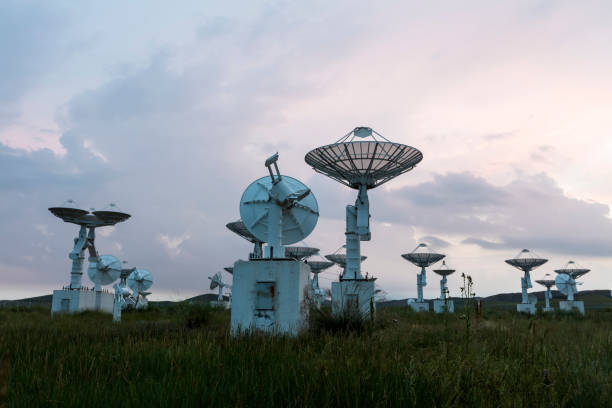 istock The observatory's radio telescope 1881053145
