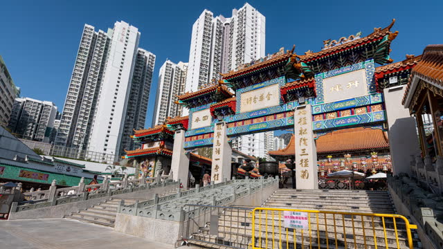 Timelapse of tourist at Wong Tai Sin Temple in Urban life of Hong Kong. Time lapse people tourist in famous place to visit.