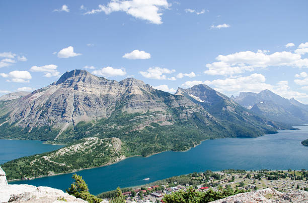 istock Waterton Lakes National Park 188117869