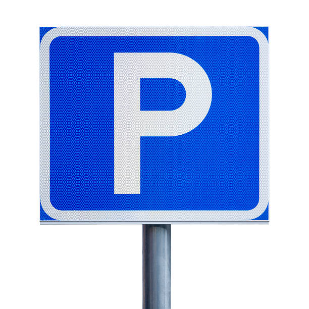 isolierte parkverbot - letter p parking sign parking lot sweden stock-fotos und bilder
