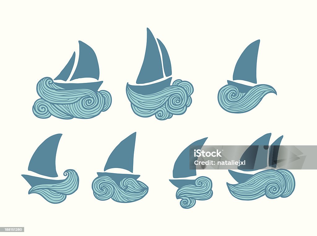 Ensemble de différentes icônes bateaux dans la mer - clipart vectoriel de Abstrait libre de droits