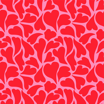 Melting red love heart seamless pattern on pink background. Vector curve hearts repeat print for Valentines day. Vector psychedelic wallpaper, liquid romantic shape, textile design, wrap paper, card.
