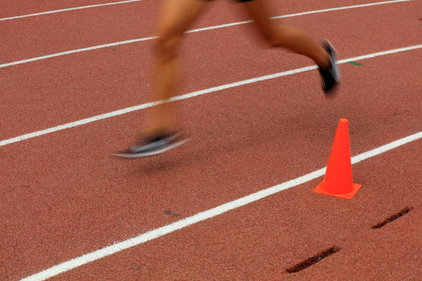 istock legs of a long distance runne 1882092080