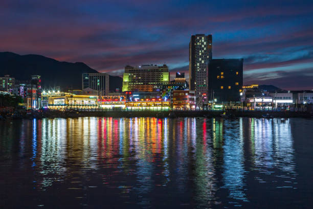 istock Night view of the Han River 1882519252