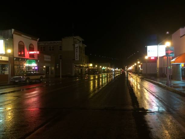 istock Empty Street on a Rainy Night in Downtown Ely Nevada at Night 1883584092