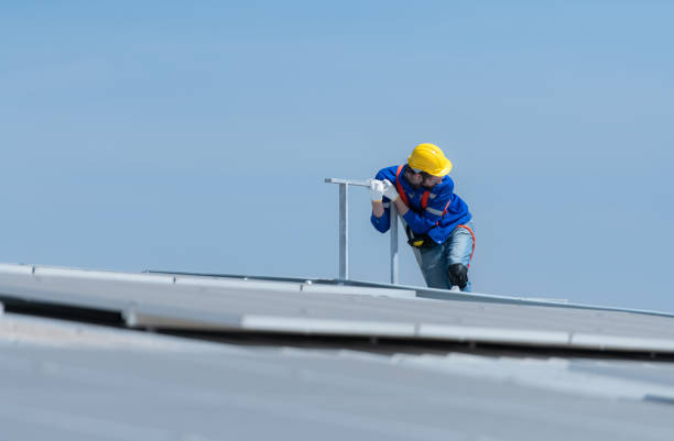 istock A new technician trainee working on solar panels with a fear of heights 1883741644