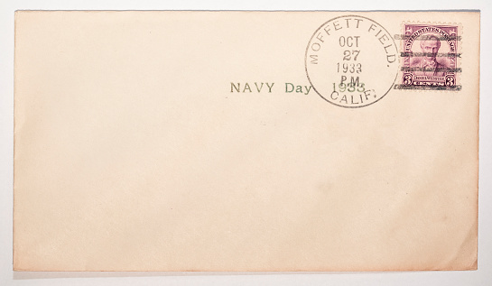 Old airmail envelope from the USA. Postmarked in Washington DC on 24 February 1972. (United States Air Mail)