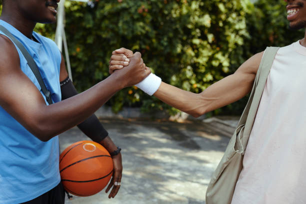 istock Basketball Players Shaking Hands 1885437418