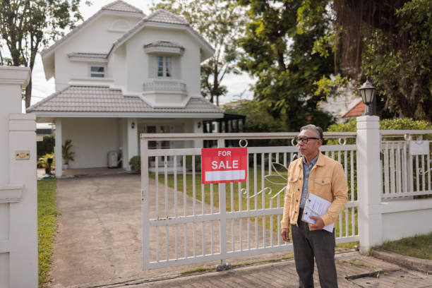 istock real estate agent ready to welcome clients 1886101885