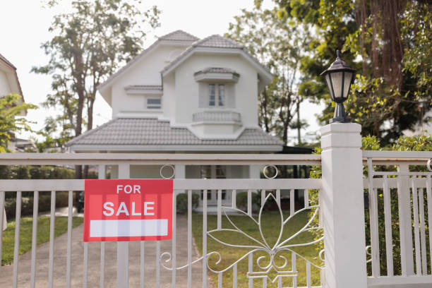 istock House for sale 1886102910