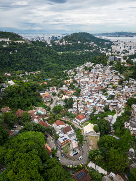 istock Beautiful view to Guararapes Favela in green rainforest mountain 1886201201