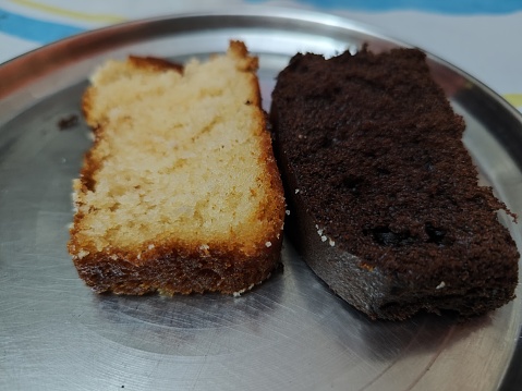 Tasty pieces of Vanila and Chocolate Cake