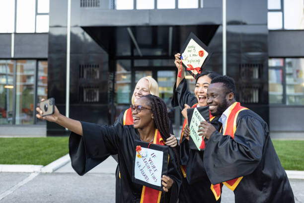 istock University Graduation ceremony 1887022358