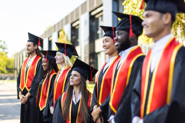 istock University Graduation ceremony 1887097210