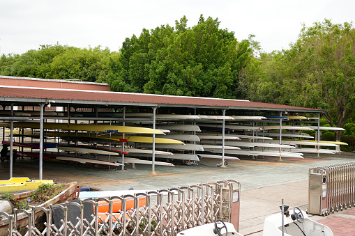 Kayak warehouse