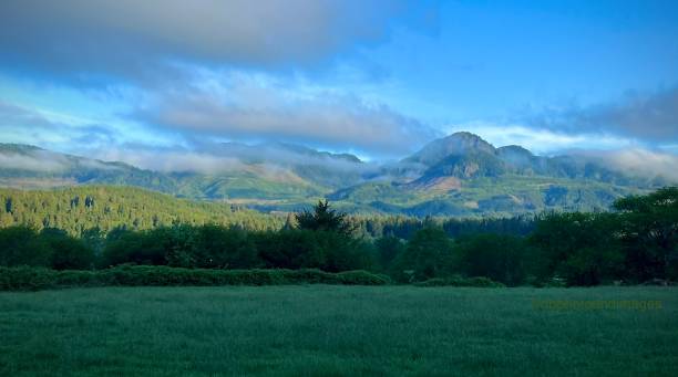 istock Sun raising over the Neahkahnie Mountainside 1887299940