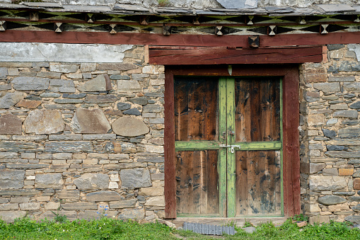 The walls and windows of Tibetan style houses