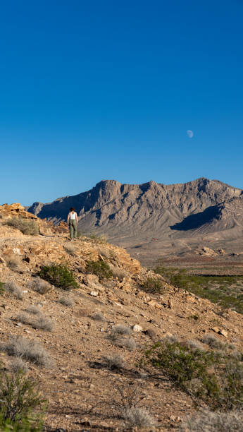 istock Desert Woman 1888800870