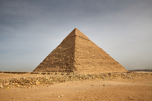 View of the pyramid of Chefren - Khaefre