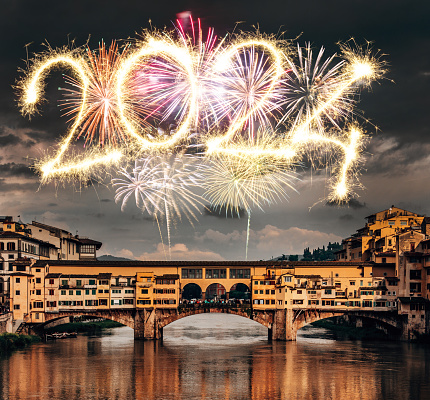 fireworks in florence for the new year