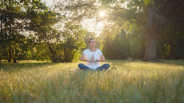 istock Healthy active lifestyle concept in city park 1889433013