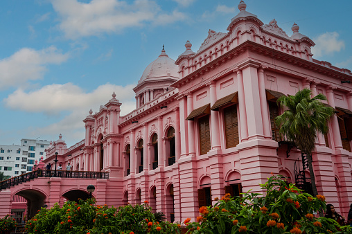Ahsan Manzil Museum on the banks of the Buriganga river in Dhaka, capital city of Bangladesh. The landmark building, also known as 'the pink palace' was once the seat and home of the Nuwab of Dhaka.