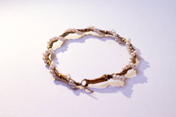 istock Gold bracelet with pearls 1890019246