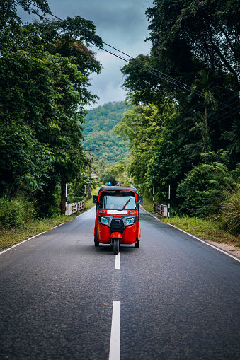 A unique experience of driving a local tuk-tuk vehicle while traveling through the Sri Lanka.