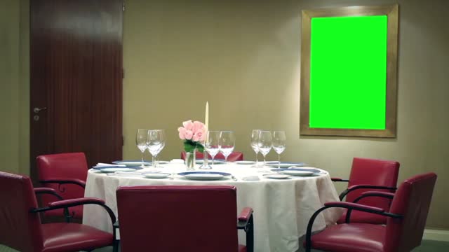 Fancy Table and Picture Frame with Green Screen. Zoom In.