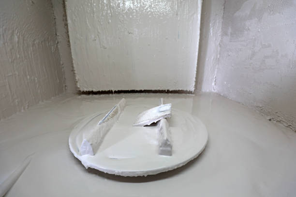istock Ceramic spray glaze small single room in a factory 1893487633