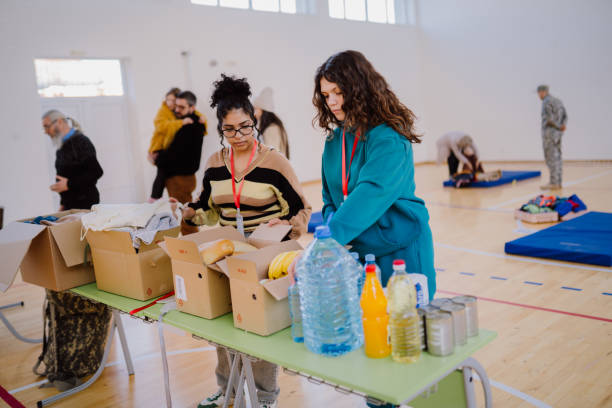 istock Volunteer organise donation 1894189757