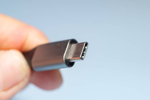 istock EU SAYS USB TYPE-C WILL BECOME A COMMON STANDARD FOR LOCAL ELECTRONIC DEVICES FROM 2024 1895884826