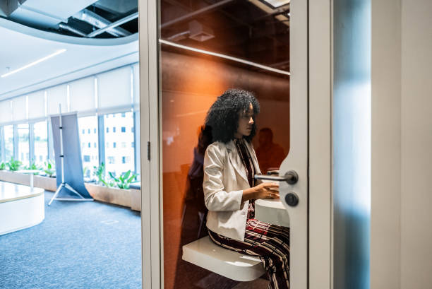 istock Businesswoman working on the office 1897051715