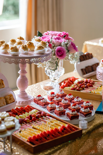 Desserts Buffet Cup Cake Nice Decoration Table Flower