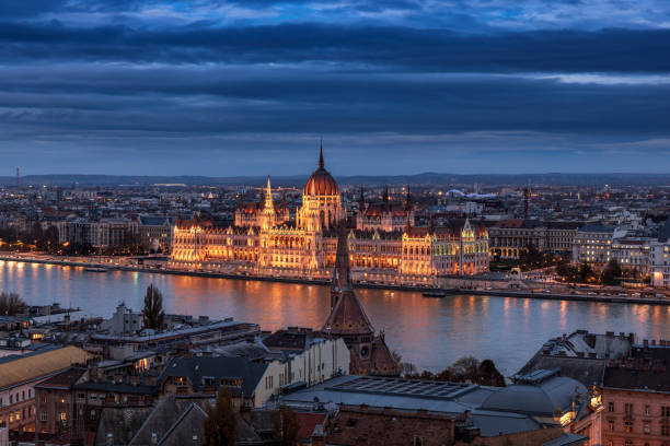istock Budapest Hungary Parliament at sunset 1897203777