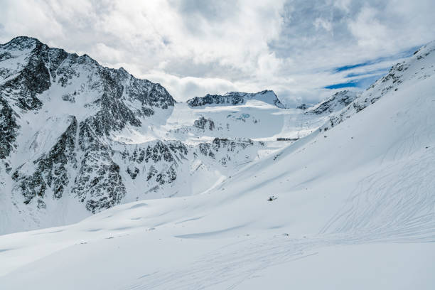 istock Skiers skiing at winter ski resort Soelden 1899115702