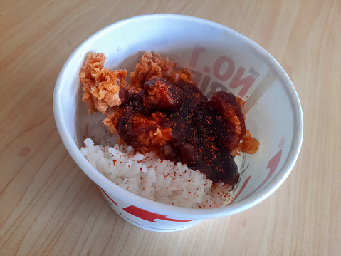 Tasty Yakiniku Don With Rice, Chicken Fillet, Yakiniku Sauce And Chili Powder In Paper Cup. Food Menu