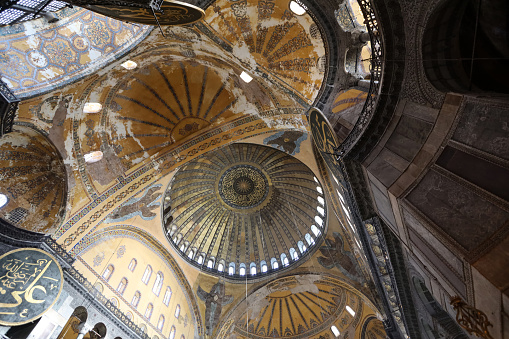 13-12-2023 Istanbul-Türkiye: Hagia Sophia Mosque in Sultanahmet square