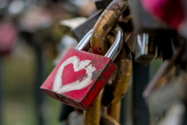 istock Lovelock white heart on red closeup horizontal shot blurred background 1 1901770861