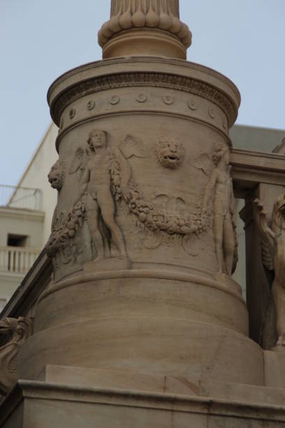 istock Biblioteca Nacional de Atenas 1902067897